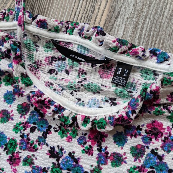 Floral Mini Bodycon Dress | Vero Moda | Size: XS | Tie Spaghetti Staps | NWOT - Picture 4 of 7